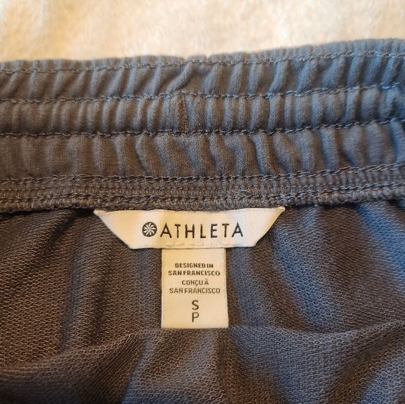 Athleta Farallon - Navy Blue Mini Skirt | Small - Picture 4 of 4